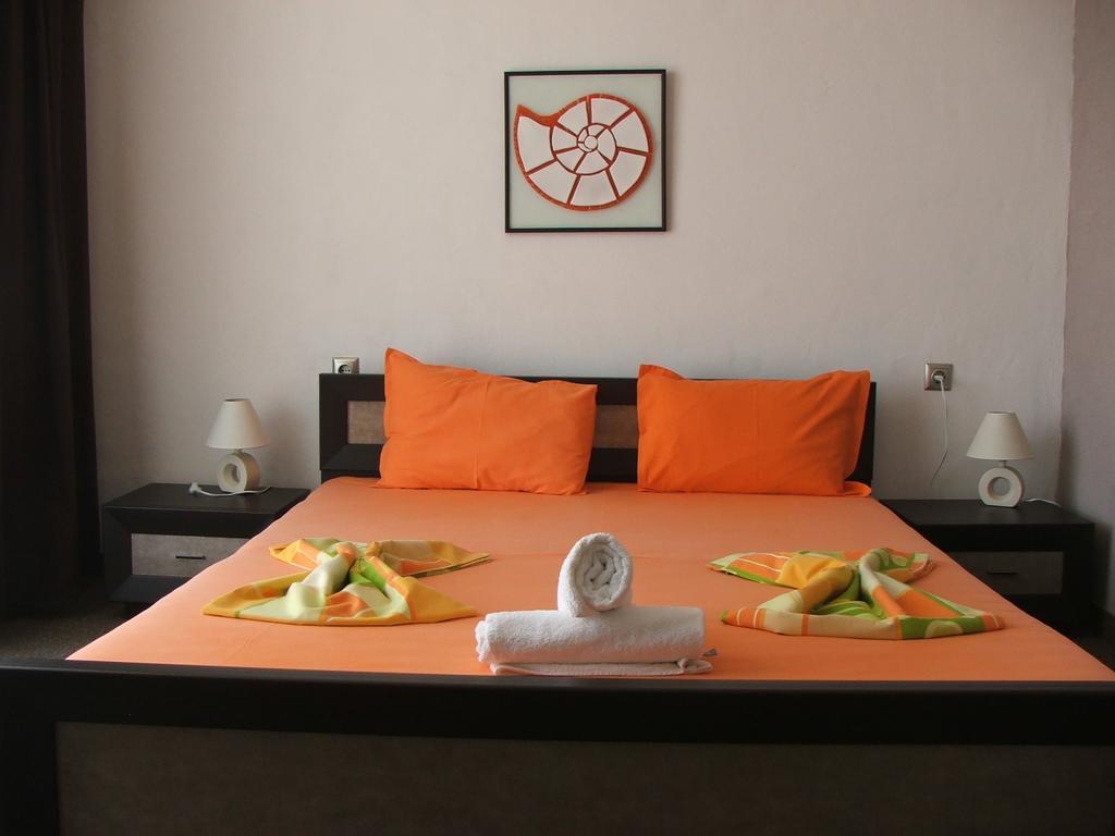 Guest House Compass Łozenec Zewnętrze zdjęcie